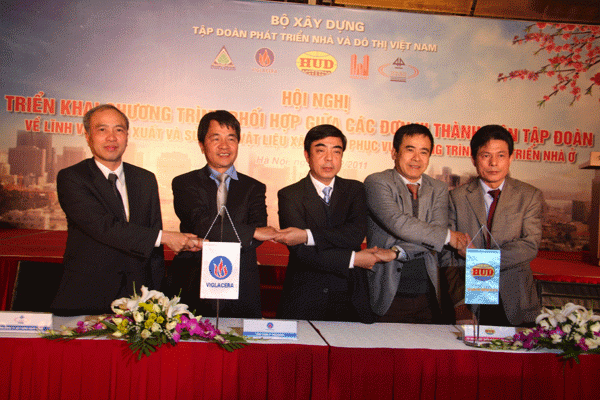 Triển khai chương trình phối hợp giữa các đơn vị thành viên Tập đoàn Phát triển Nhà và đô thị Việt Nam về lĩnh vực sử dụng VLXD