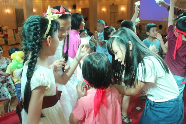 Trung thu 2014: Nhiều hoạt động ý nghĩa dành cho con em CB CNVLĐ Viglacera