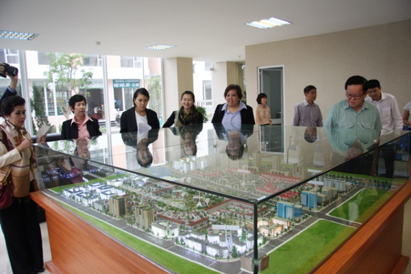 Liên đoàn báo chí Thái Lan thăm KĐT Đặng Xá Viglacera