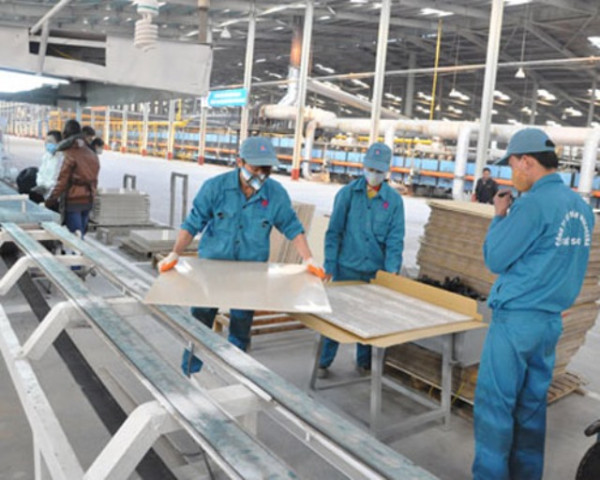 Năm 2014 tiếp tục đánh dấu bước chuyển mình mạnh mẽ của Công ty CP Viglacera Tiên Sơn và Công ty CP Viglacera Hà Nội