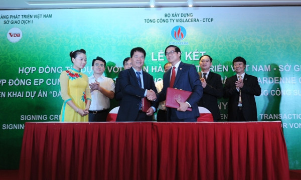 (Lao động) - Viglacera tiên phong đầu tư sản xuất kính tiết kiệm năng lượng Made in Vietnam