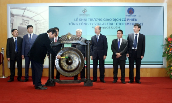 (Bnews.vn) - Viglacera chính thức niêm yết trên sàn HNX