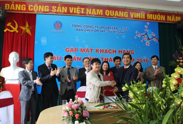 Ban Gạch ốp lát – Sứ vệ sinh tổ chức gặp mặt khách hàng đầu xuân Bính Thân 2016