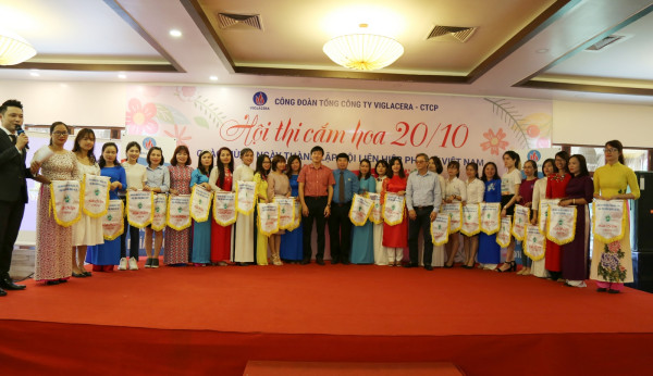 Viglacera Trade Union: Flower arrangement competition to celebrate the Vietnamese Women's Day