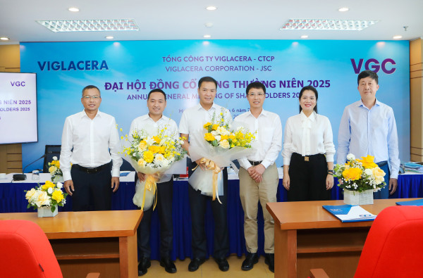 ĐHĐCĐ thường niên TCT Viglacera 2025  qua lăng kính báo chí