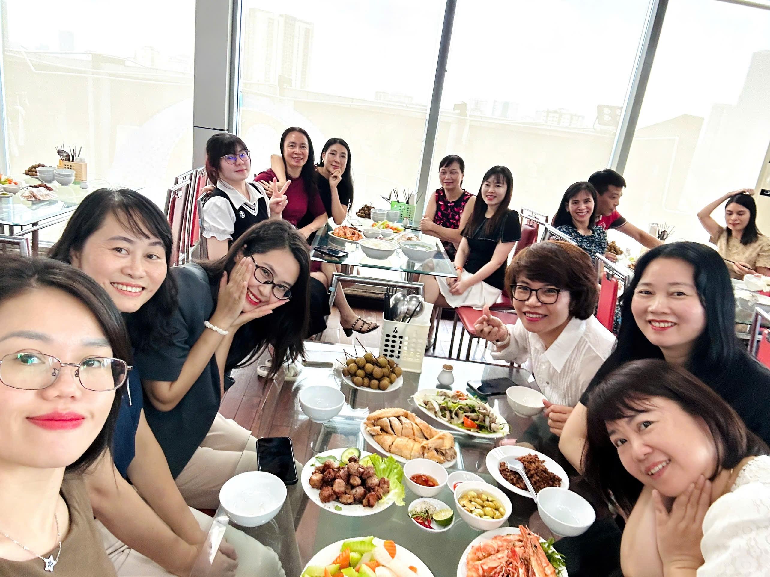 20250827 Bua com cong doan (12)