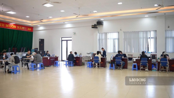 Nhà ở xã hội: Áp lực kép khi xét duyệt hồ sơ