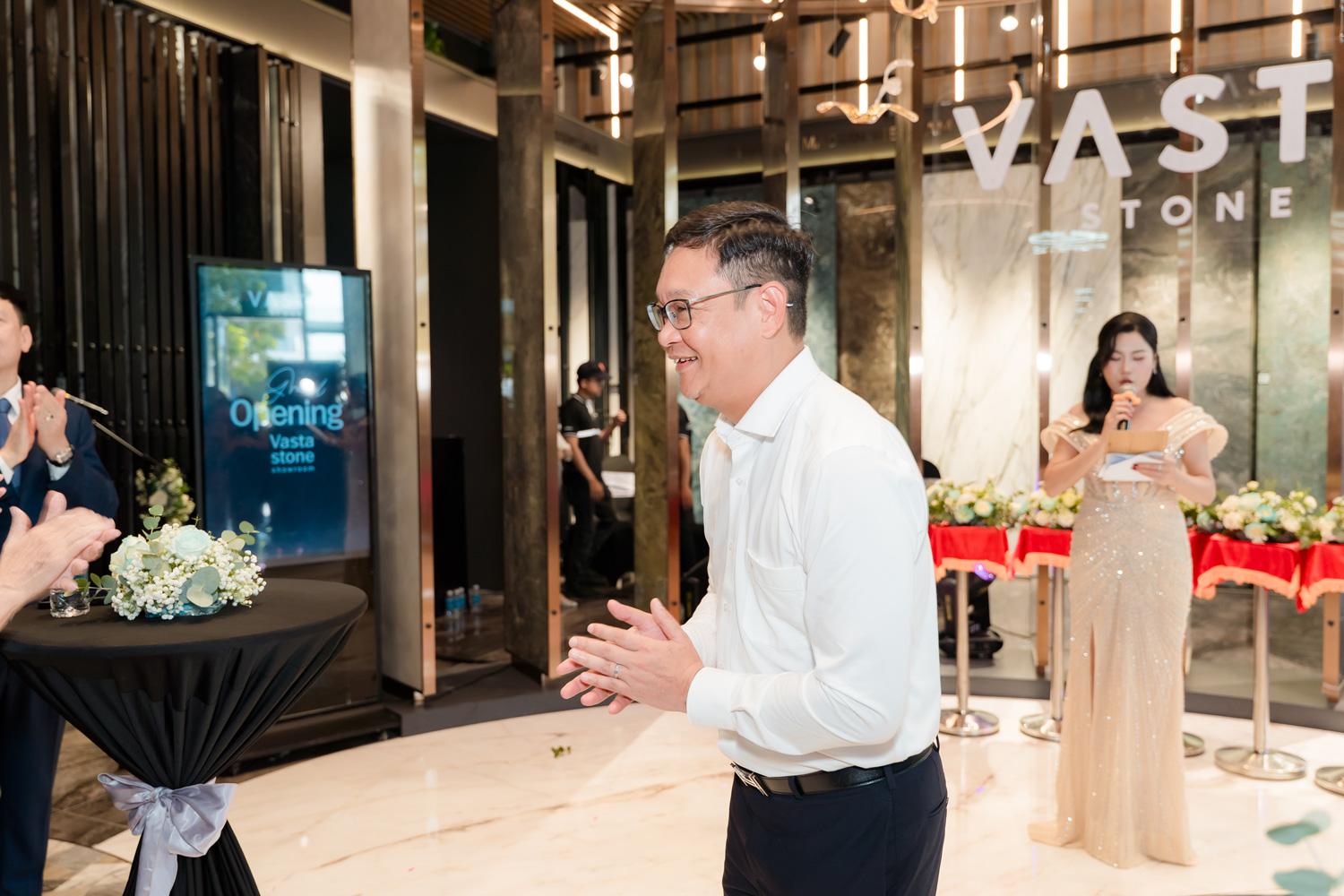 viglacera-khai-truong-showroom-vasta-stone-signature-tai-the-river-thu-thiem-tphcm (7)