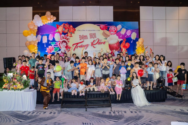 Tổng công ty Viglacera rộn ràng tổ chức Tết Trung Thu 2025 cho các cháu thiếu nhi
