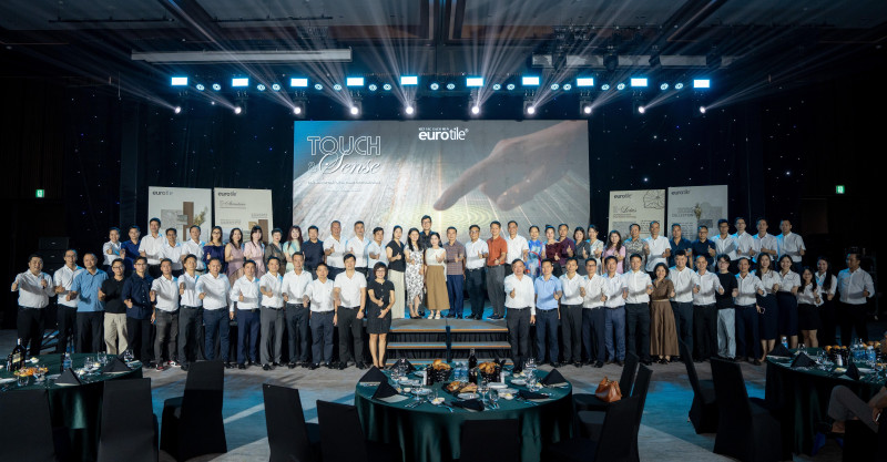 EUROTILE “TOUCH & SENSE” 2026: DẤU ẤN CÔNG NGHỆ VÀ NGÔN NGỮ VẬT LIỆU MỚI