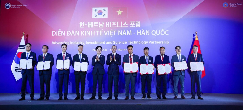 ĐIỂM BÁO: Tập đoàn POSCO nhận giấy chứng nhận đầu tư nhà máy vật liệu pin 400 triệu USD